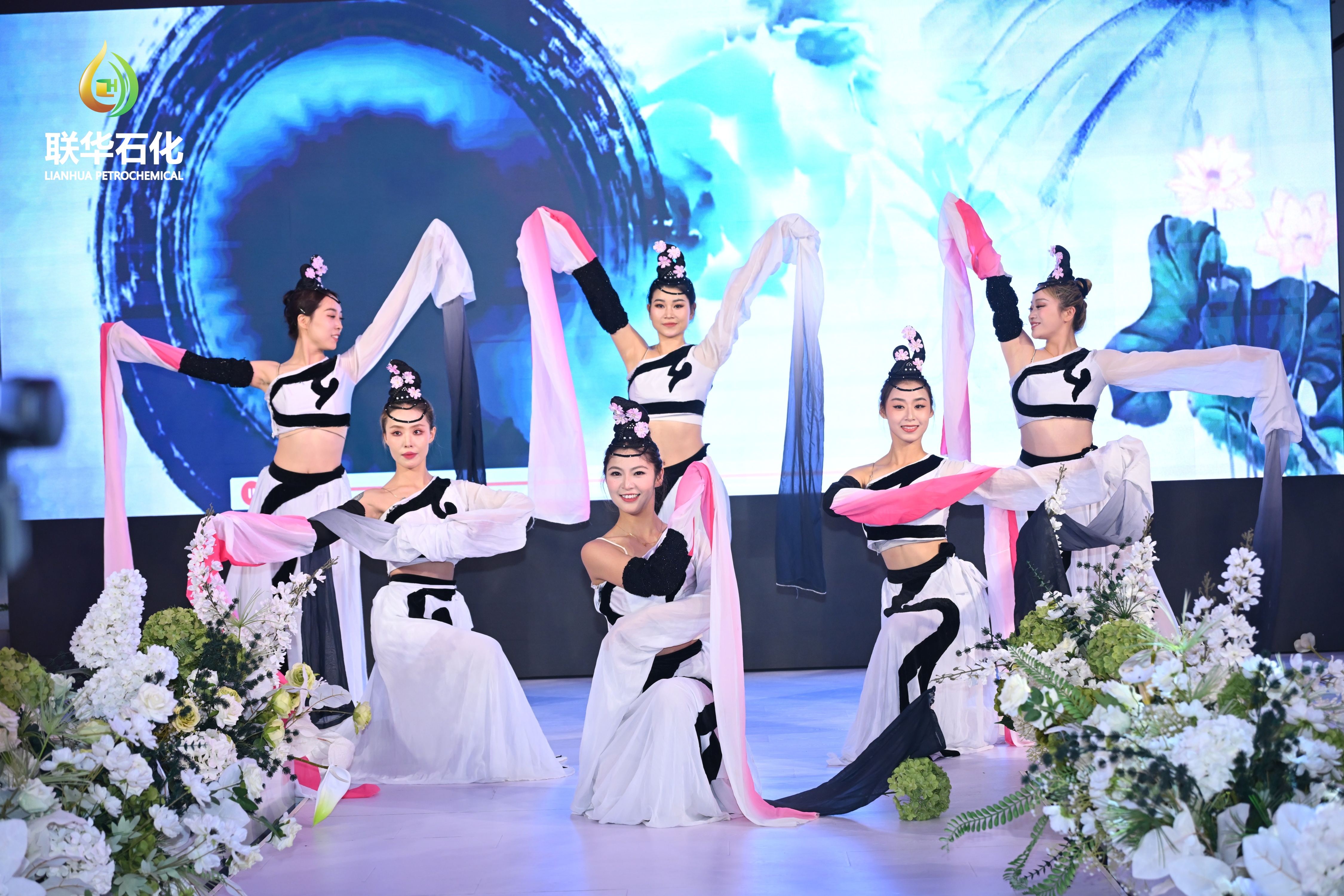 Two Decades of Shared Journey: Writing a Splendid Chapter, Building Dreams with Love for the Future  —Zhengzhou Lianhua Petrochemical’s 20th Anniversary Celebration and Charity Donation Ceremony Concludes Successfully